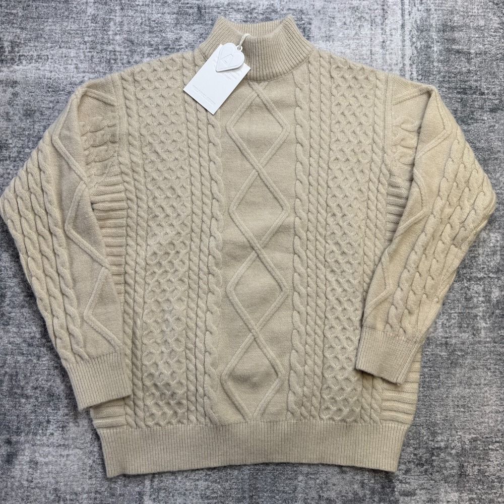Aelfric Eden Sweater Adult Medium Beige Cream Cable Knit Fisherman Crewneck NEW